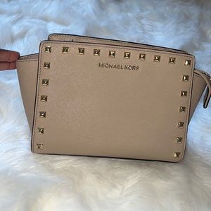 MICHAEL KORS HANDBAG